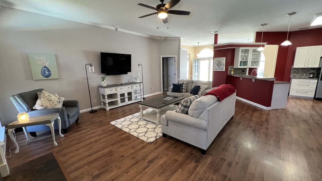 Photo of Livingroom in Richmond Hill