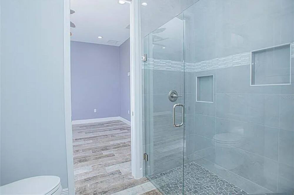 Photo of Bathroom in Grant-Valkaria