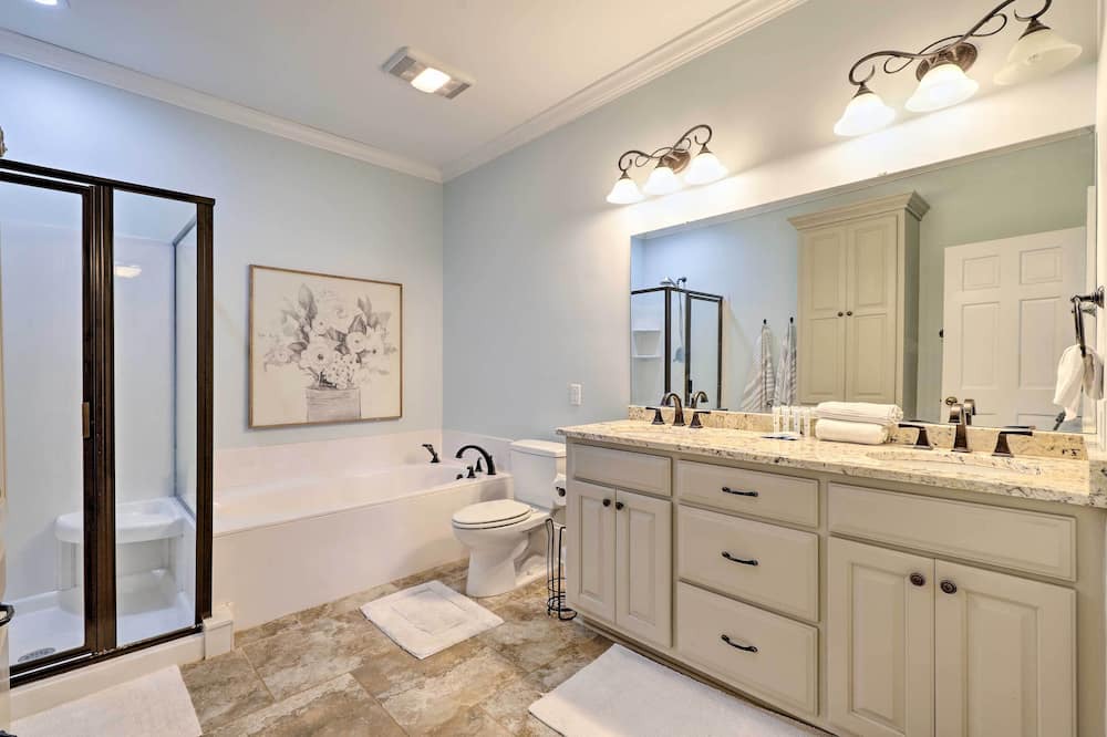 Photo of Bathroom in Sumter