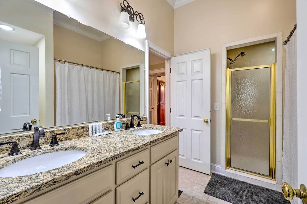 Photo of Bathroom in Sumter