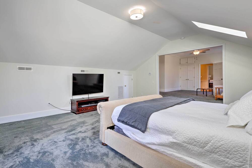 Photo of Bedroom in Sumter