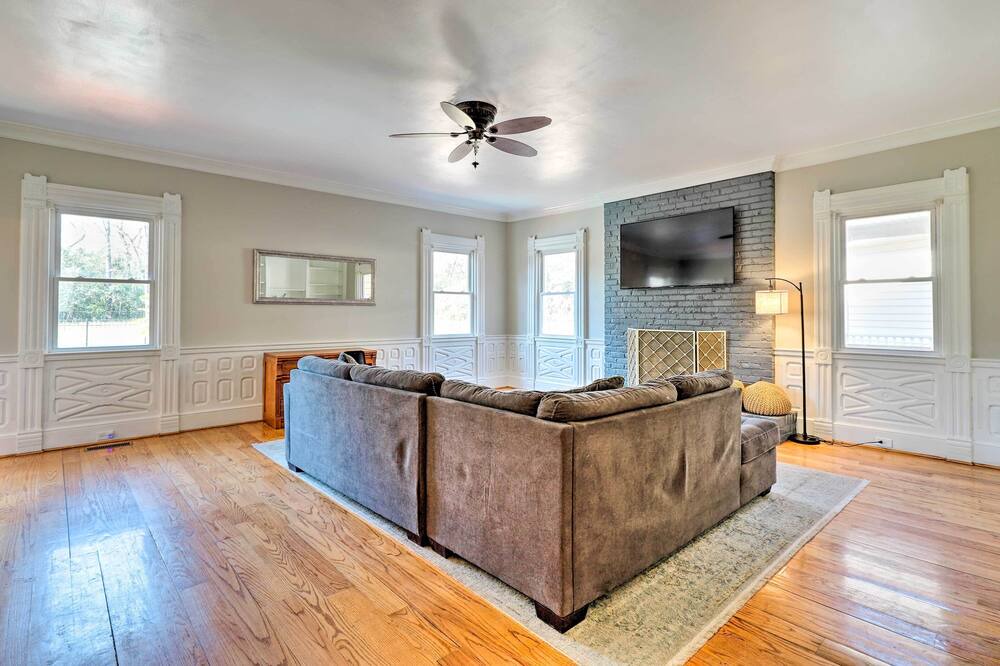 Photo of Livingroom in Sumter