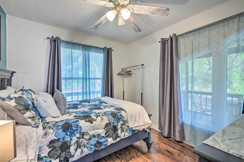 Photo of Bedroom in Durant