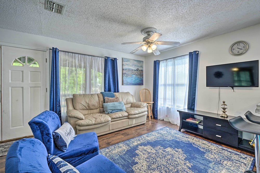 Photo of Bedroom in Durant