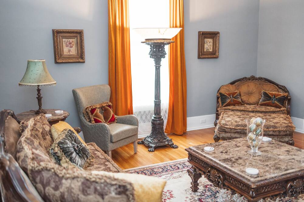 Photo of Livingroom in Anderson