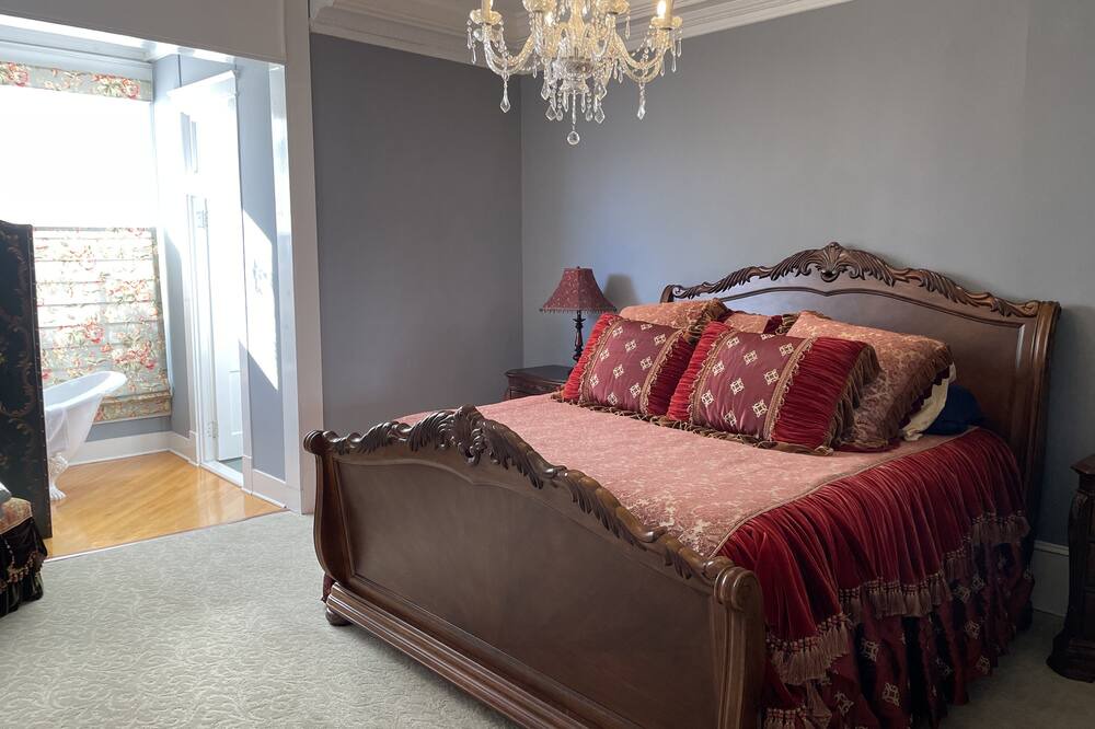 Photo of Bedroom in Anderson