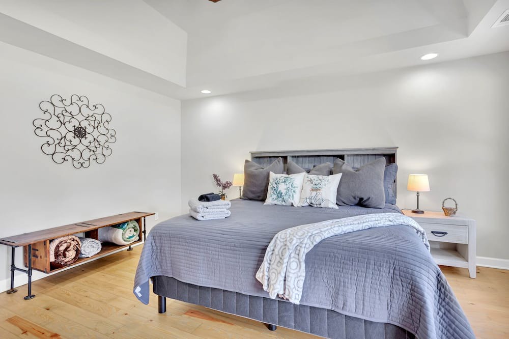 Photo of Bedroom in Dacula