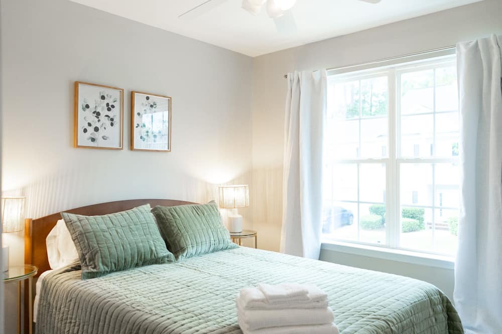 Photo of Bedroom in National Hills