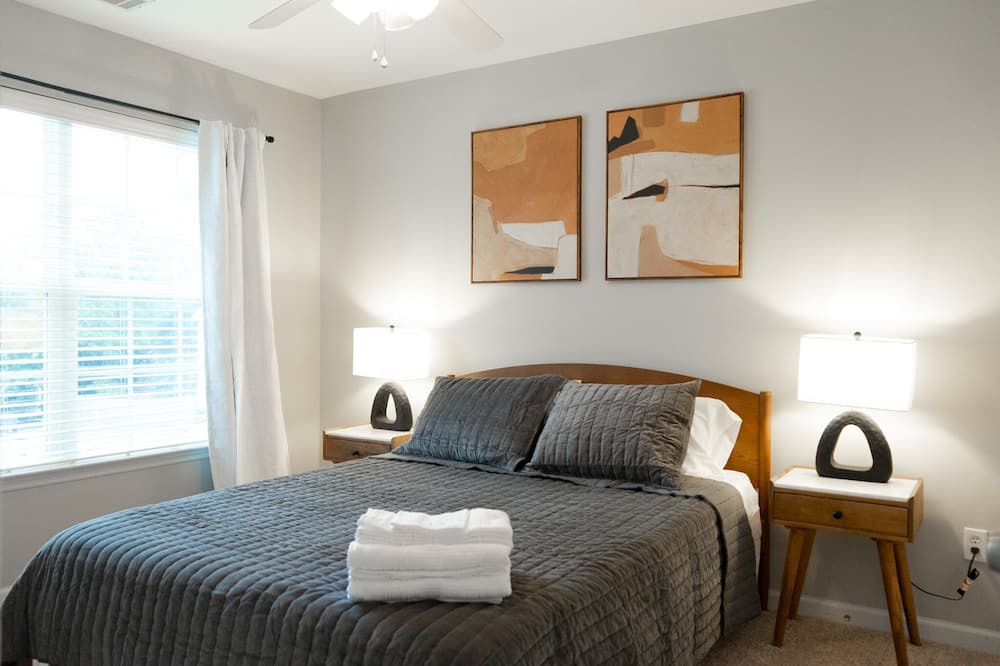 Photo of Bedroom in National Hills