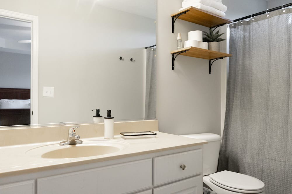 Photo of Bathroom in National Hills