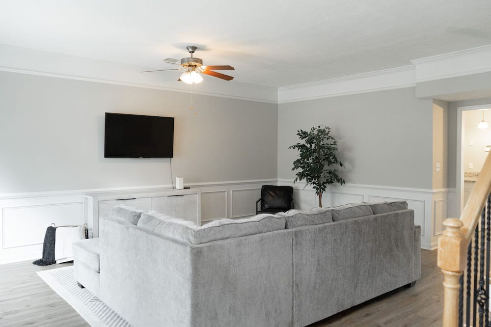 Photo of Livingroom in National Hills