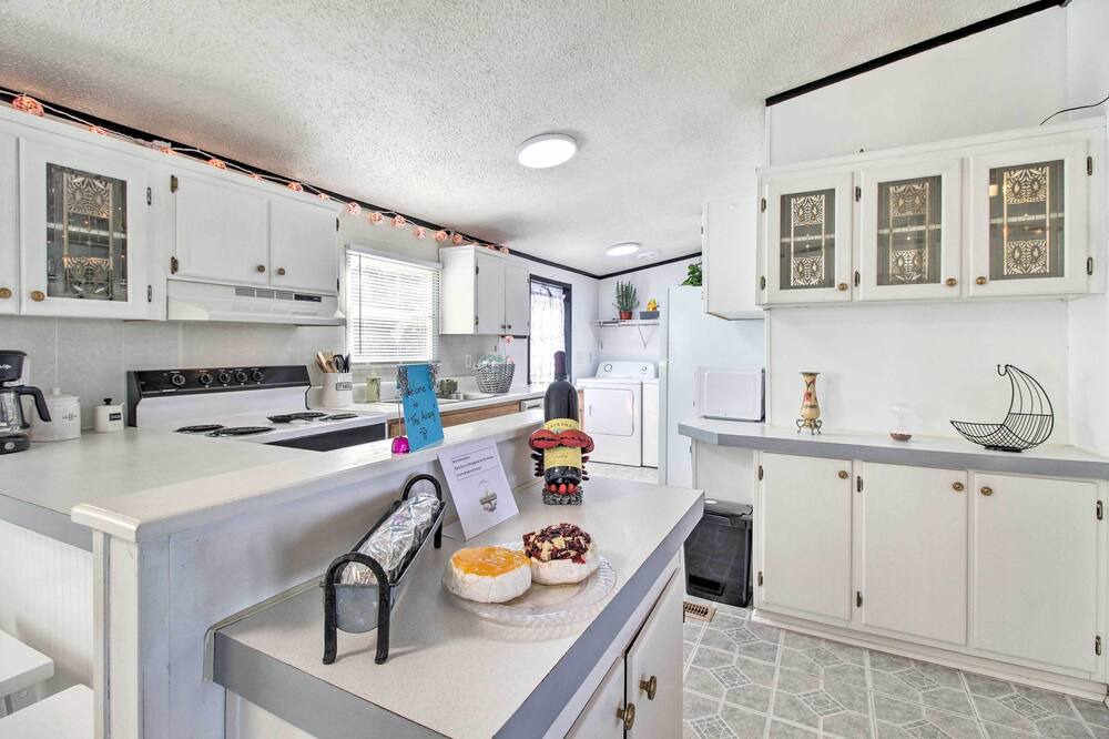 Photo of Kitchen in Midway