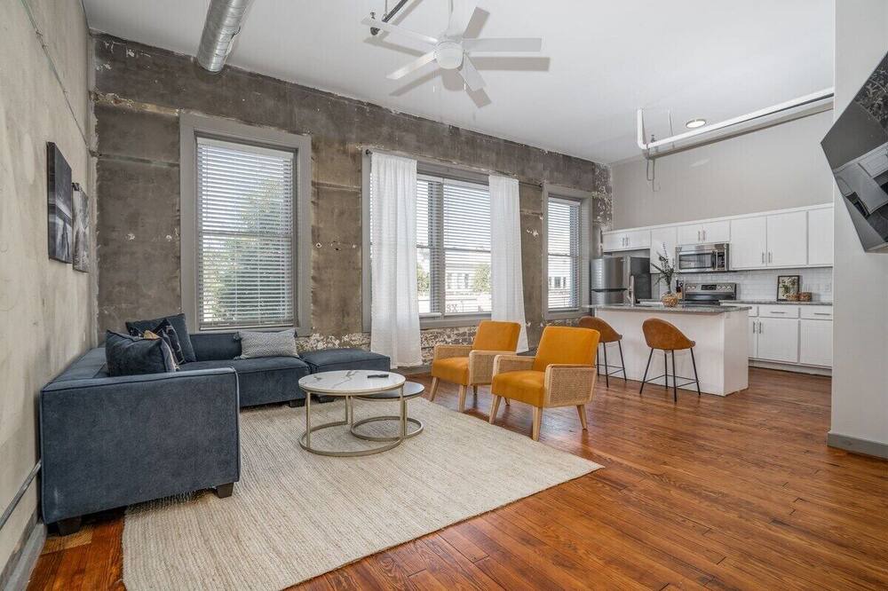 Photo of Livingroom in Rocky Mount