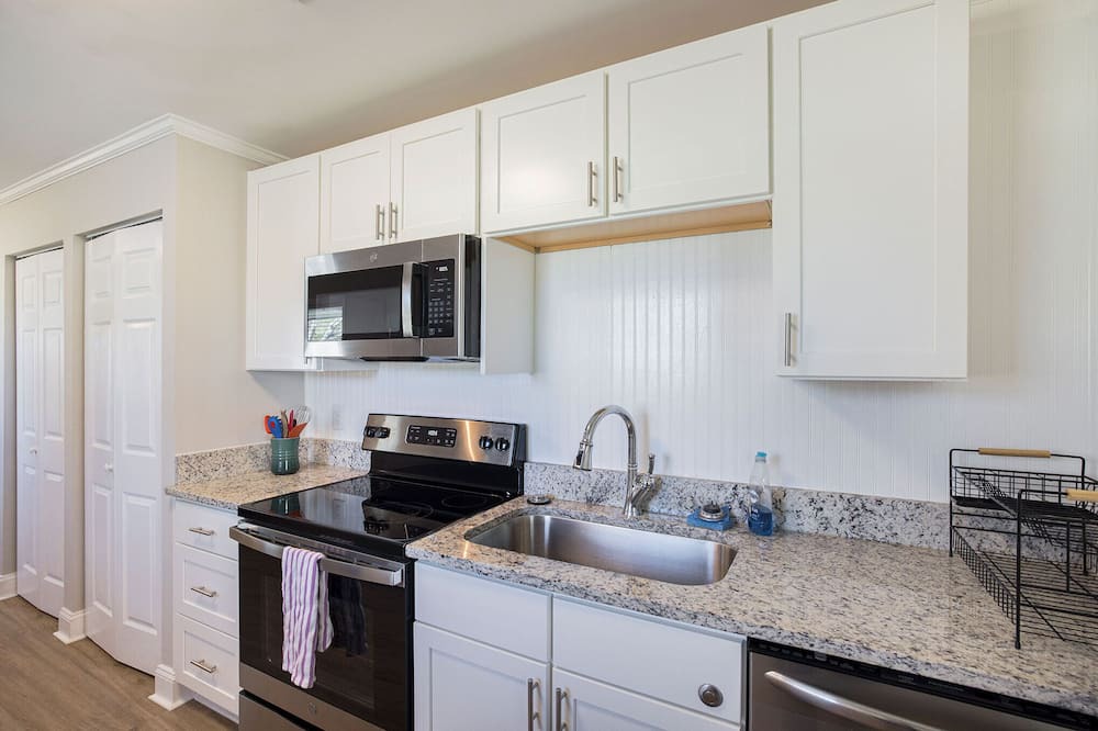 Photo of Kitchen in West Ashley