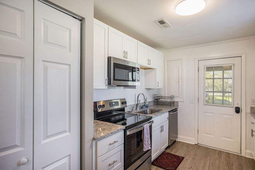 Photo of Kitchen in West Ashley