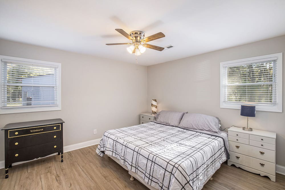 Photo of Bedroom in West Ashley