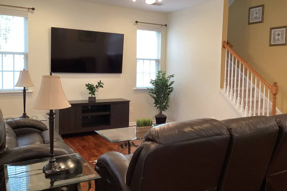 Photo of Livingroom in Lake Carolina