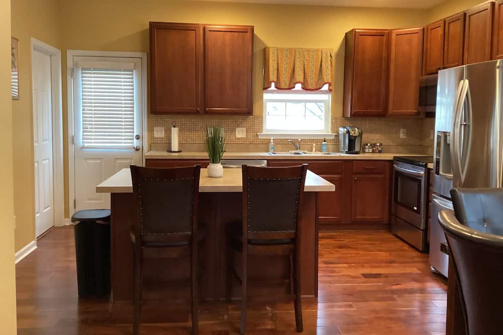 Photo of Kitchen in Lake Carolina