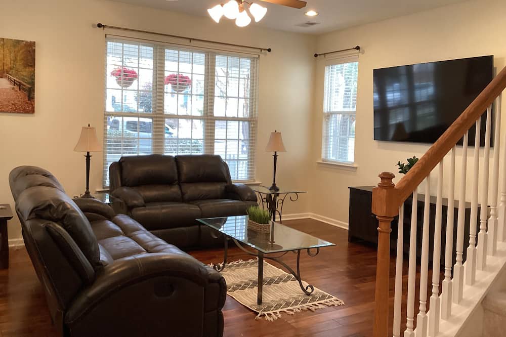 Photo of Livingroom in Lake Carolina