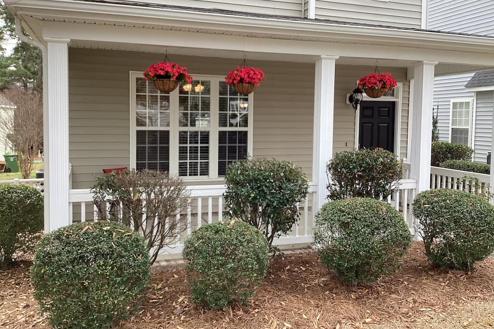 Photo of Outdoor in Lake Carolina