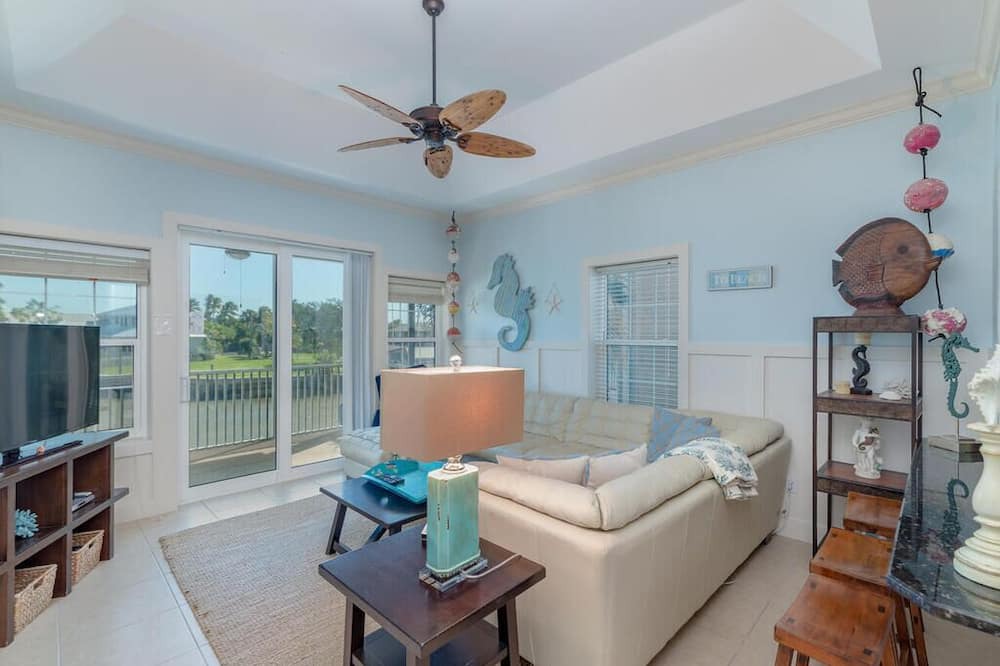 Photo of Livingroom in Goodland