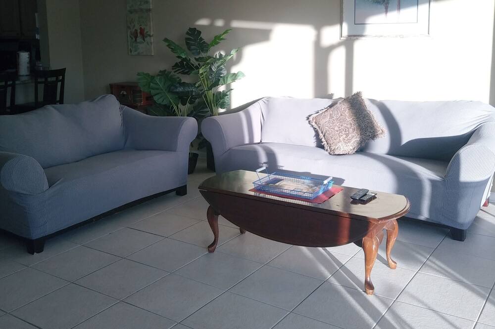 Photo of Bedroom in Wesley Chapel