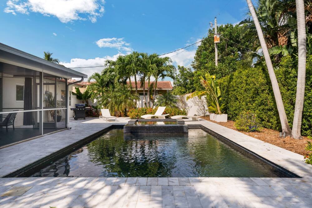 Photo of Outdoor in Coral Ridge Isles