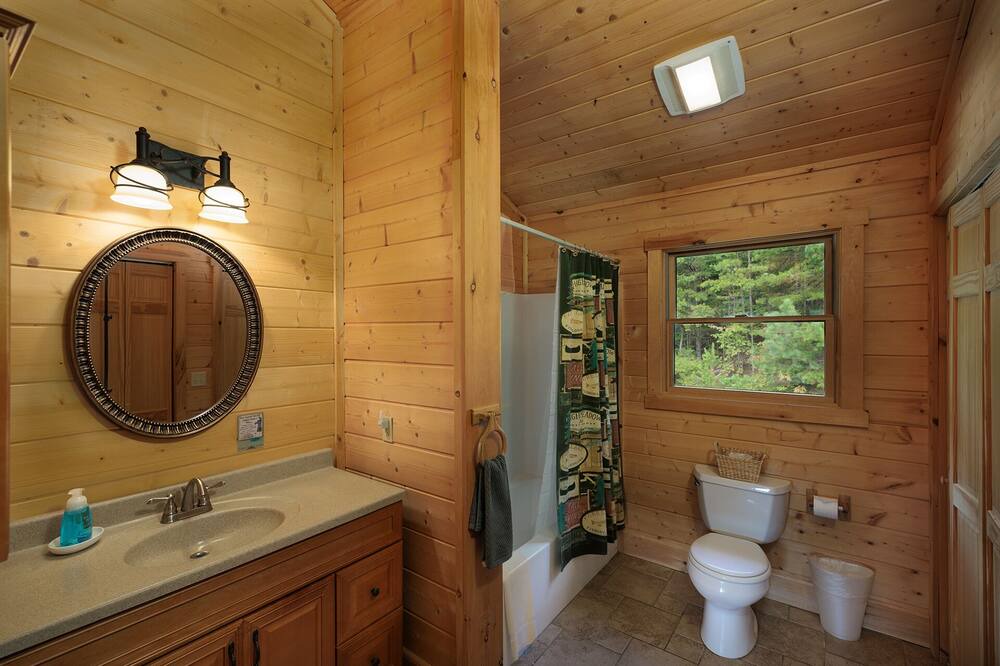 Photo of Bathroom in Fontana Dam