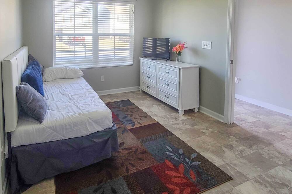 Photo of Bedroom in Lexington