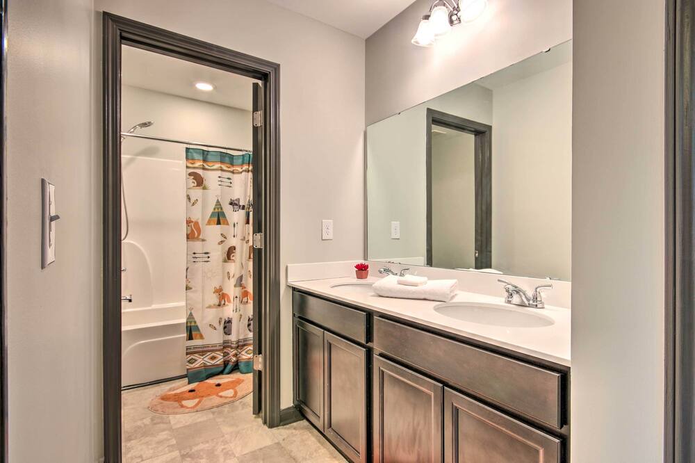 Photo of Bathroom in Lexington