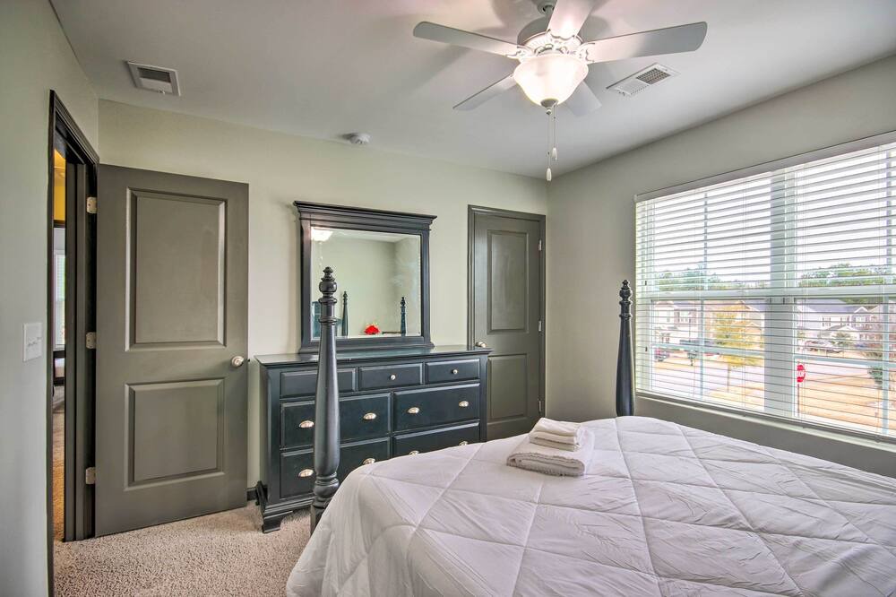 Photo of Bedroom in Lexington