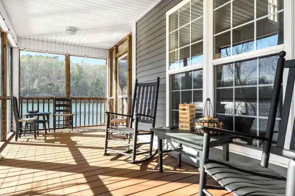 Photo of Outdoor in Mountain Rest