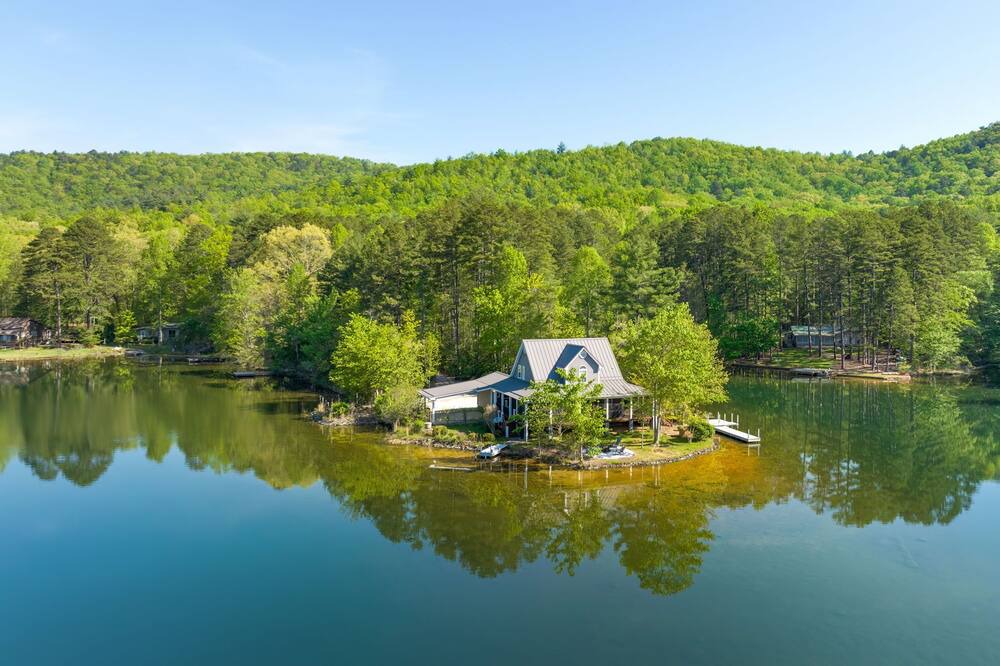 Photo of Outdoor in Mountain Rest
