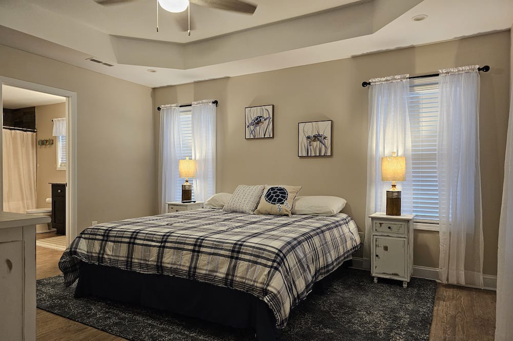 Photo of Bedroom in Manning