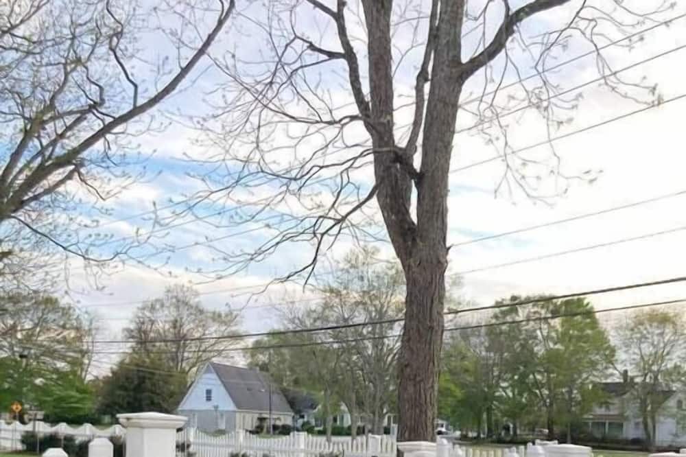 Photo of Others in Winder