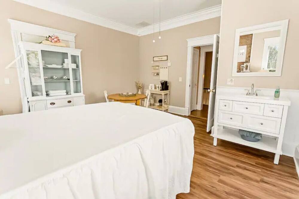 Photo of Bedroom in Winder