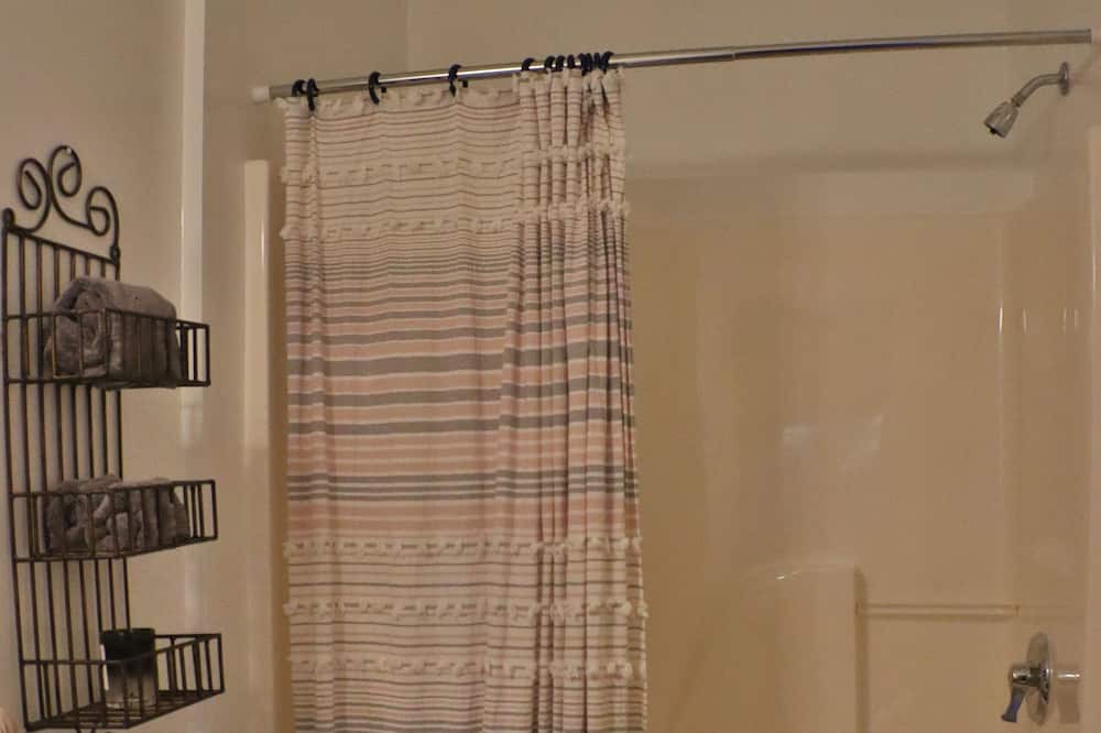 Photo of Bathroom in Martin