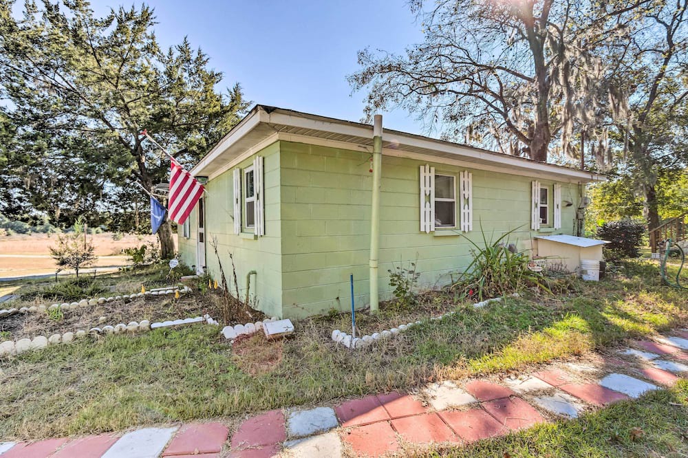 Photo of Outdoor in Pineland