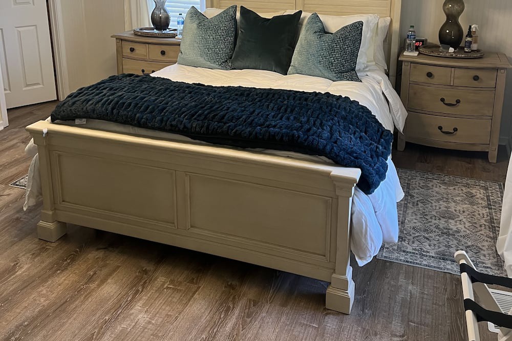 Photo of Bedroom in Cecil
