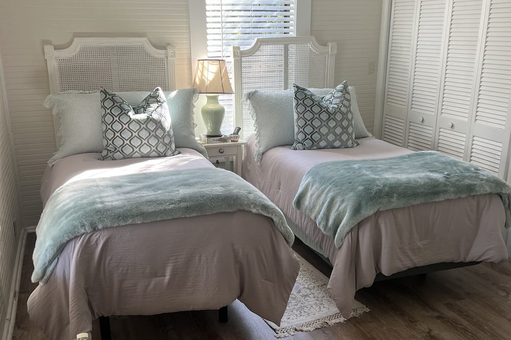 Photo of Bedroom in Cecil