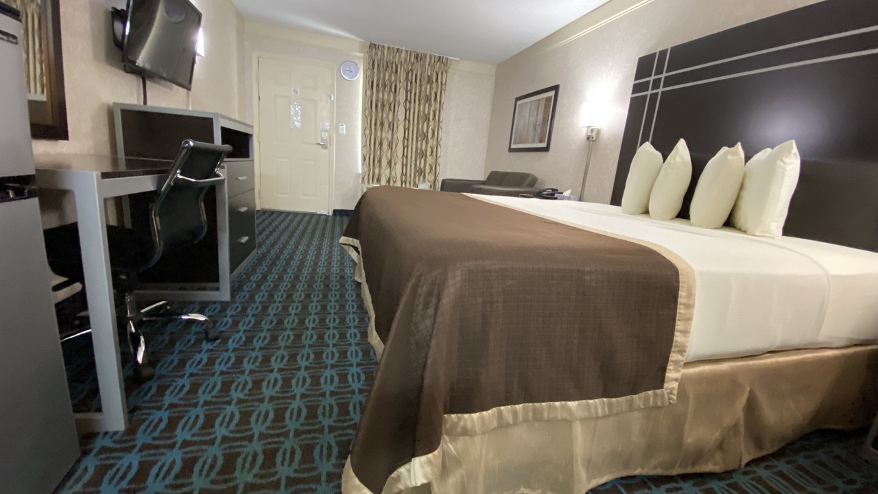Photo of Bedroom in Cape Fear