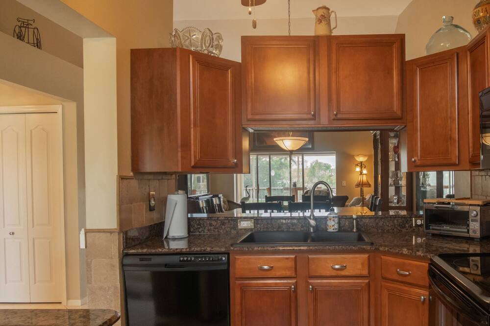 Photo of Kitchen in Hammock Bay