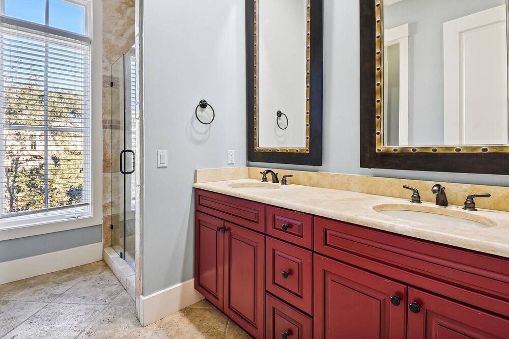 Photo of Bathroom in Palmetto Dunes