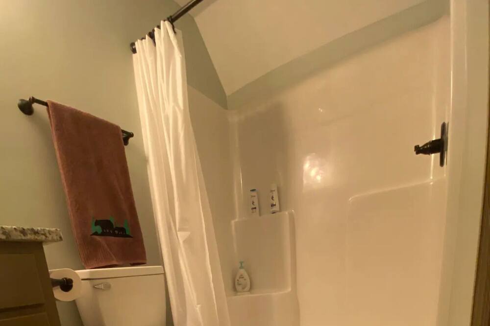 Photo of Bathroom in Sunset