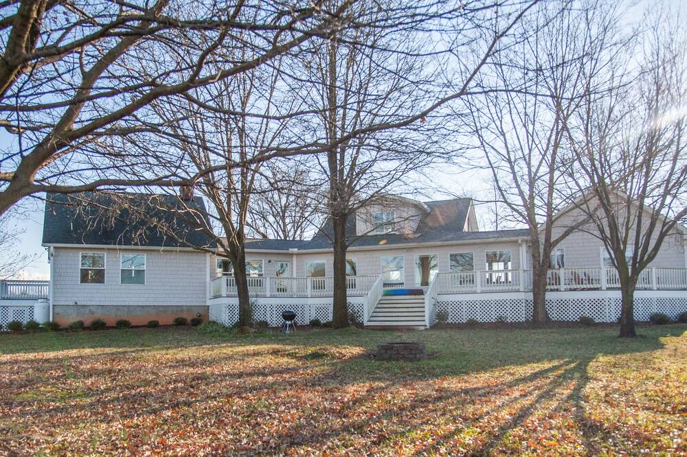 Photo of Outdoor in Burnsville