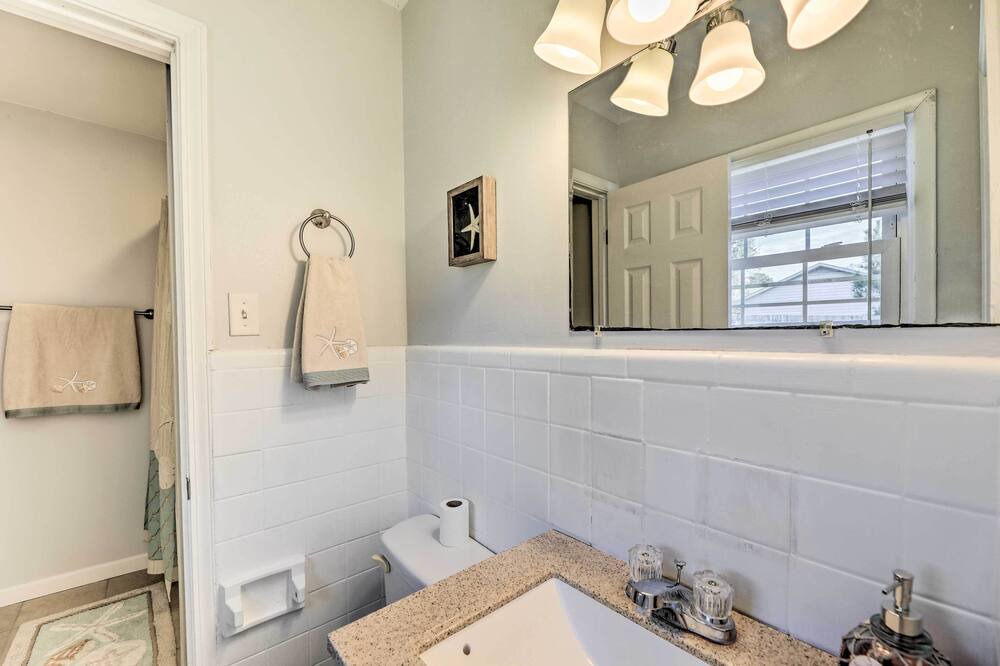 Photo of Bathroom in Cape Carteret