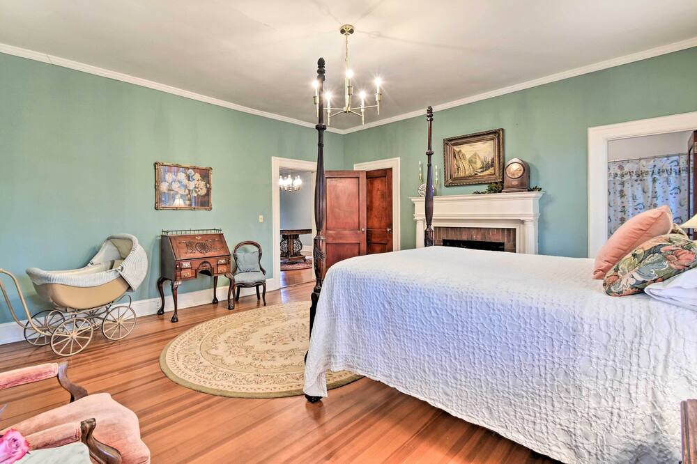Photo of Bedroom in Cheraw