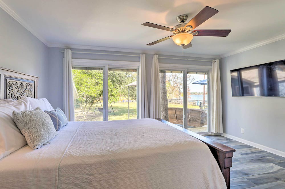 Photo of Bedroom in Russellville