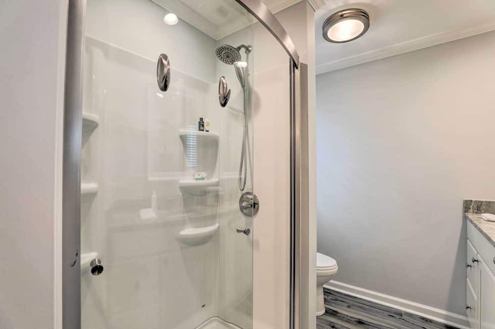 Photo of Bathroom in Russellville