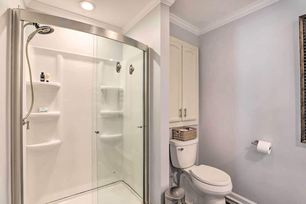 Photo of Bathroom in Russellville